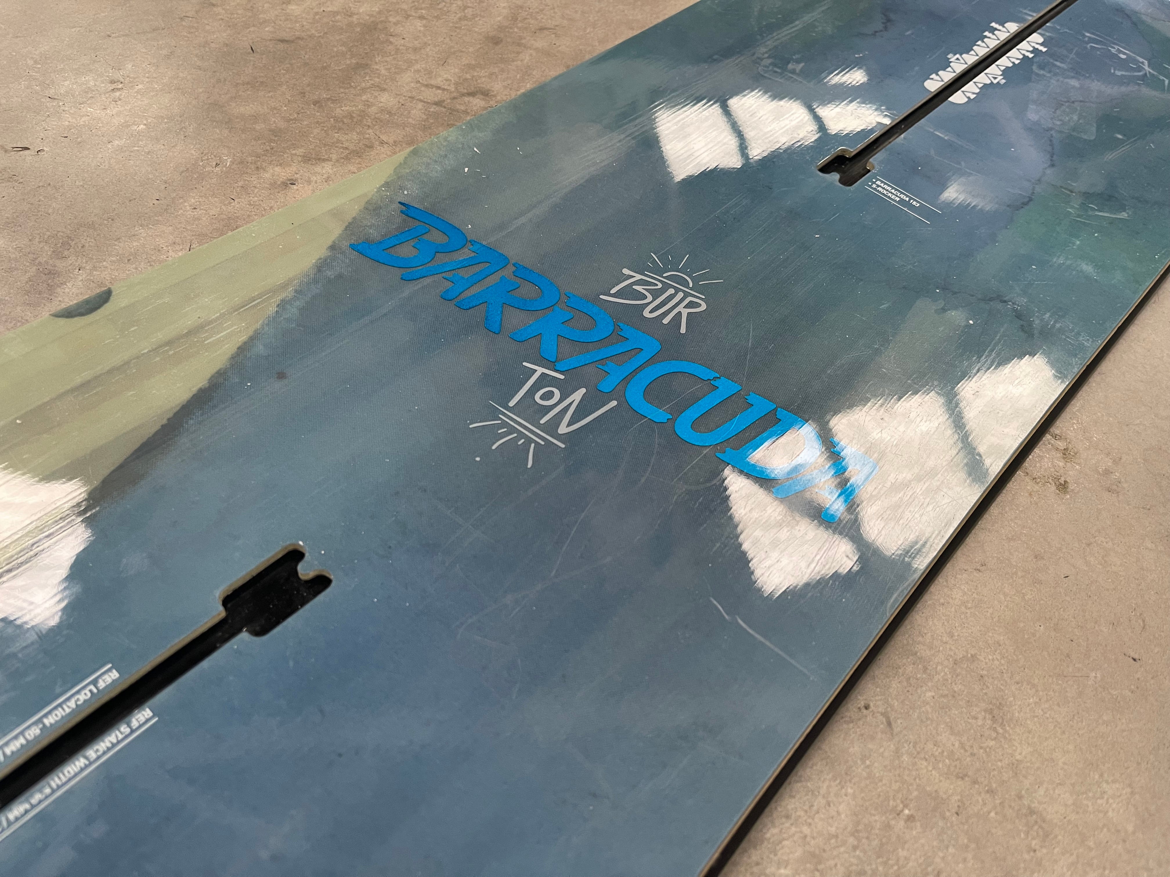 スノーボード BURTON BARRACUDA 153 バートン バラクーダ 153
