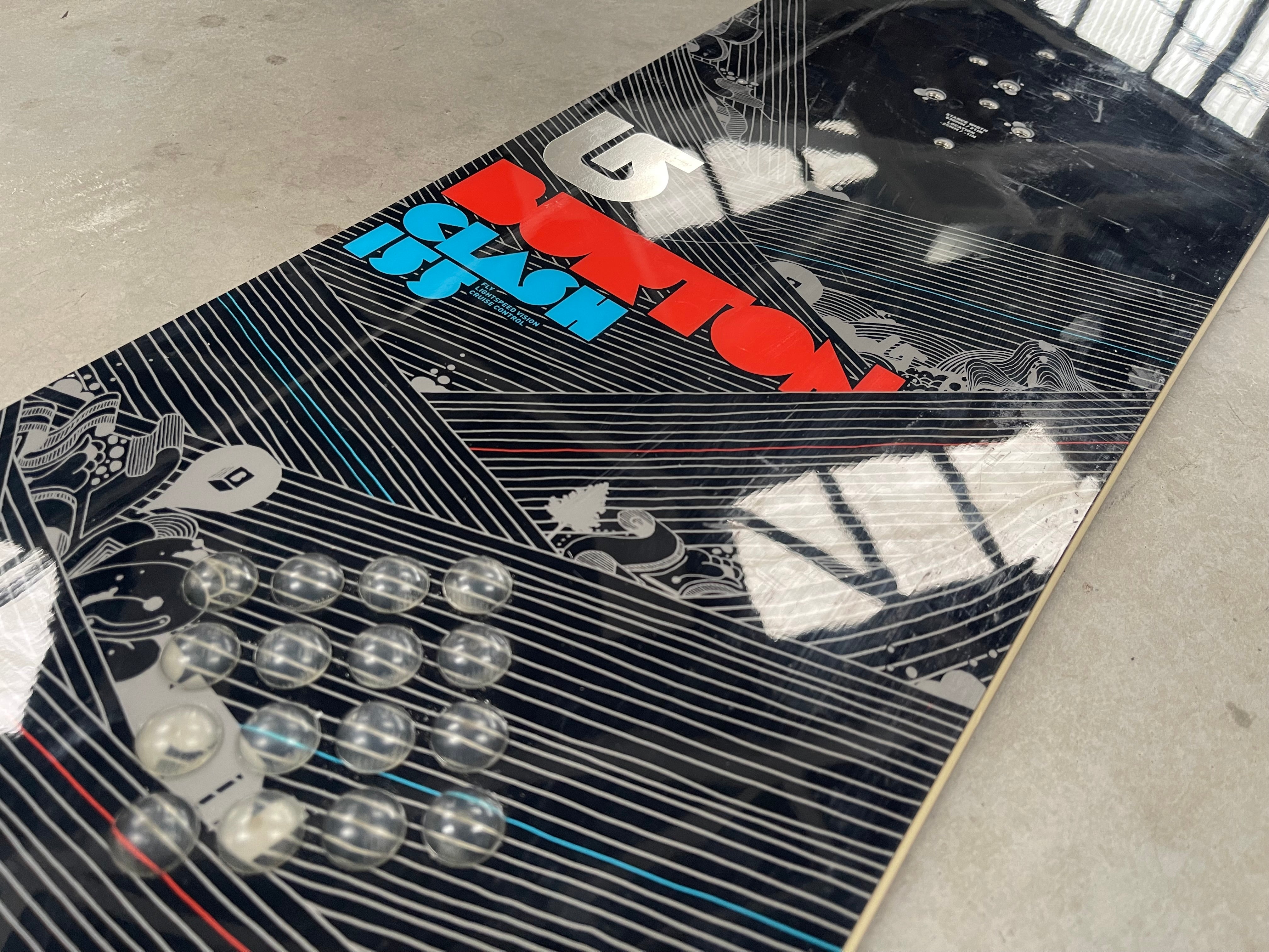 Burton Clash Mens 155cm Snowboard *Excellent Condition*