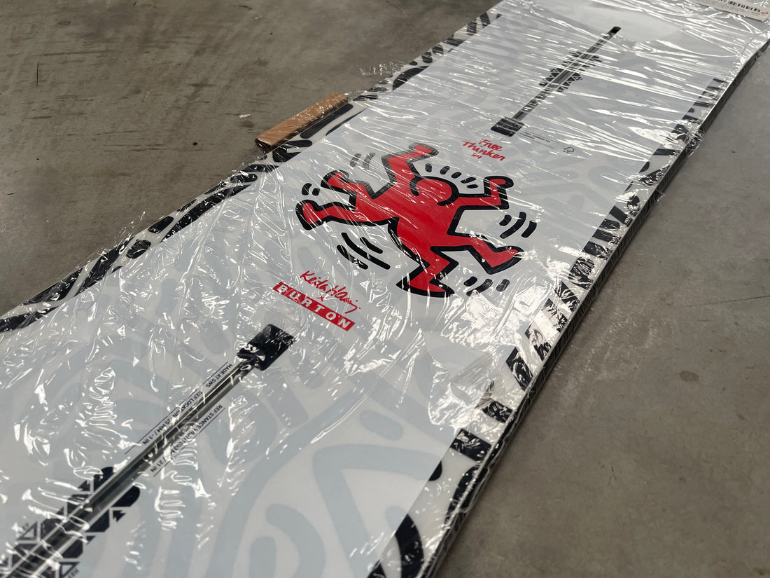 2020 Burton Free Thinker 154cm Men's Snowboard *Like New*