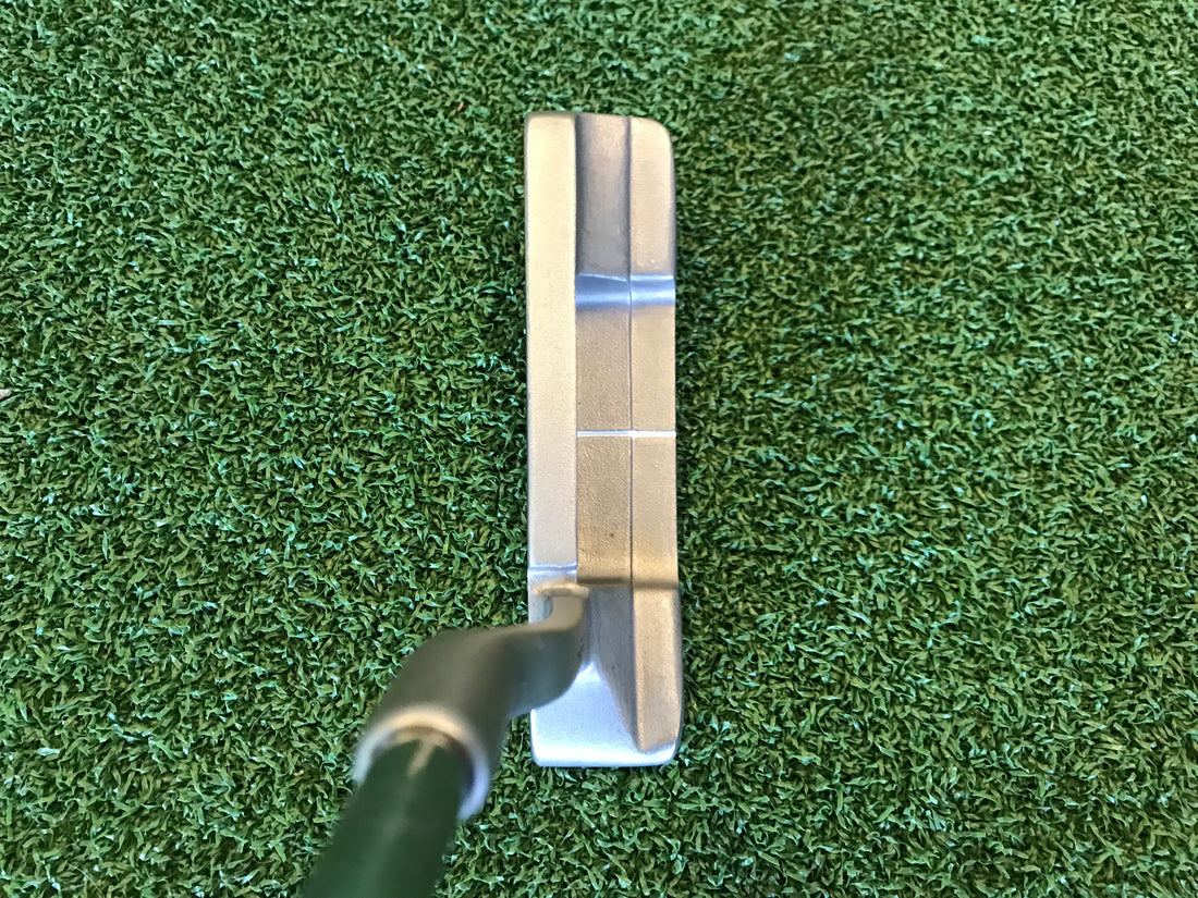 Dunlop Tad Moore 34" Putter With Headcover