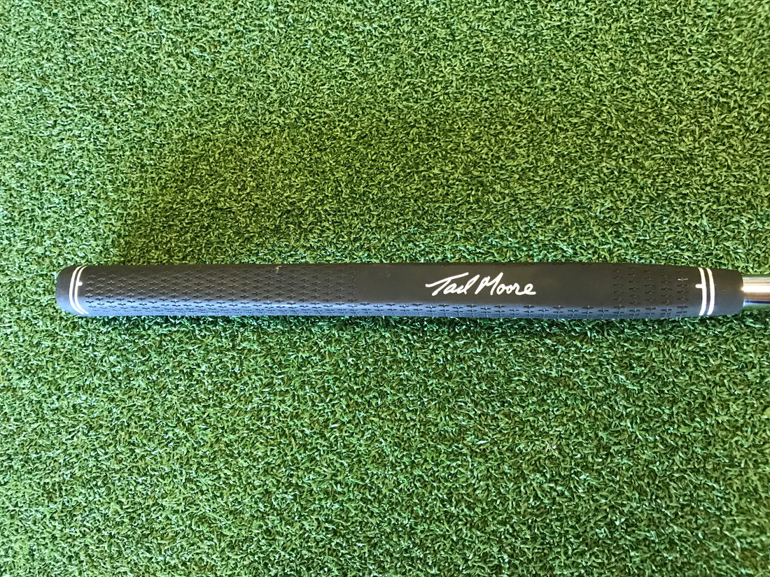 Dunlop Tad Moore 34" Putter With Headcover