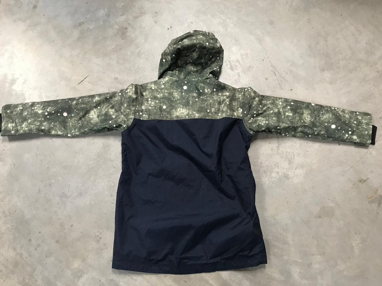 Sessions Mens Ski / Snowboard Jacket *Excellent Condition*