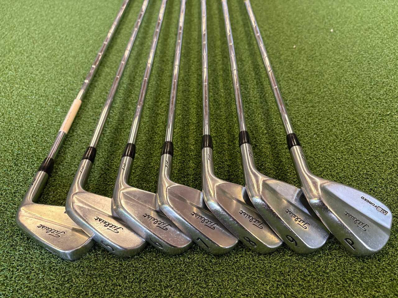 Titleist MB 712 4-9, PW Iron Set